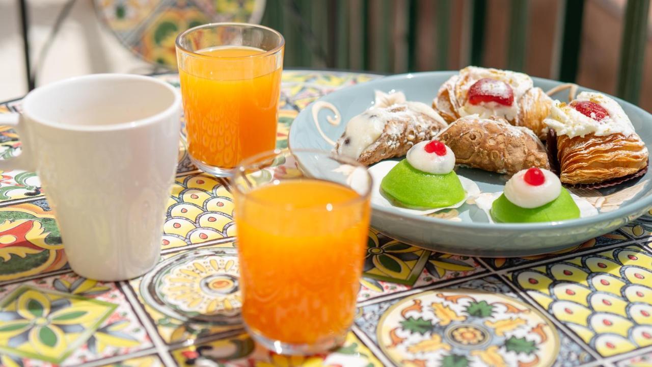 Bed and Breakfast Palermo Historia Esterno foto